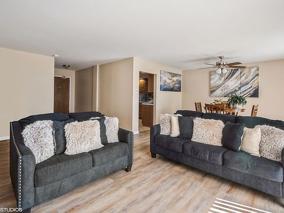 5th image of 900 W Sunset Dr APT 304