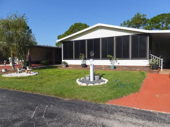 2802 Cloister St #338, North Fort Myers, FL 33917