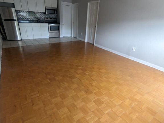2nd image of 31 Austin St APT 6C