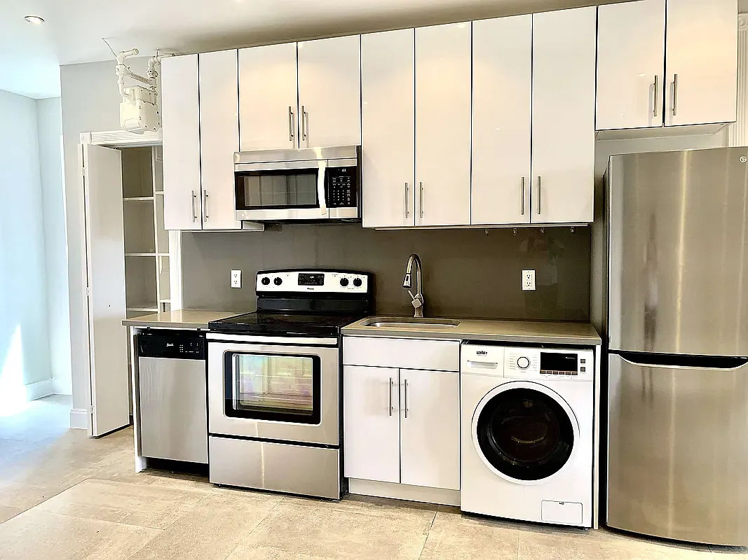 854 West 180th Street 6F