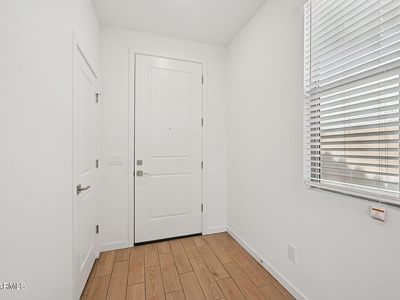 5th image of 7221 N 74TH Avenue