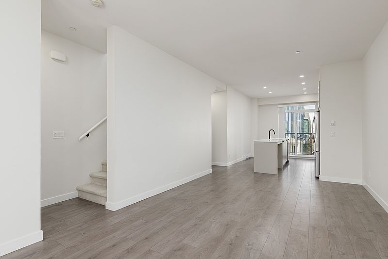 New Westminster Townhouse for rent - 3 Bedrooms — photo 3