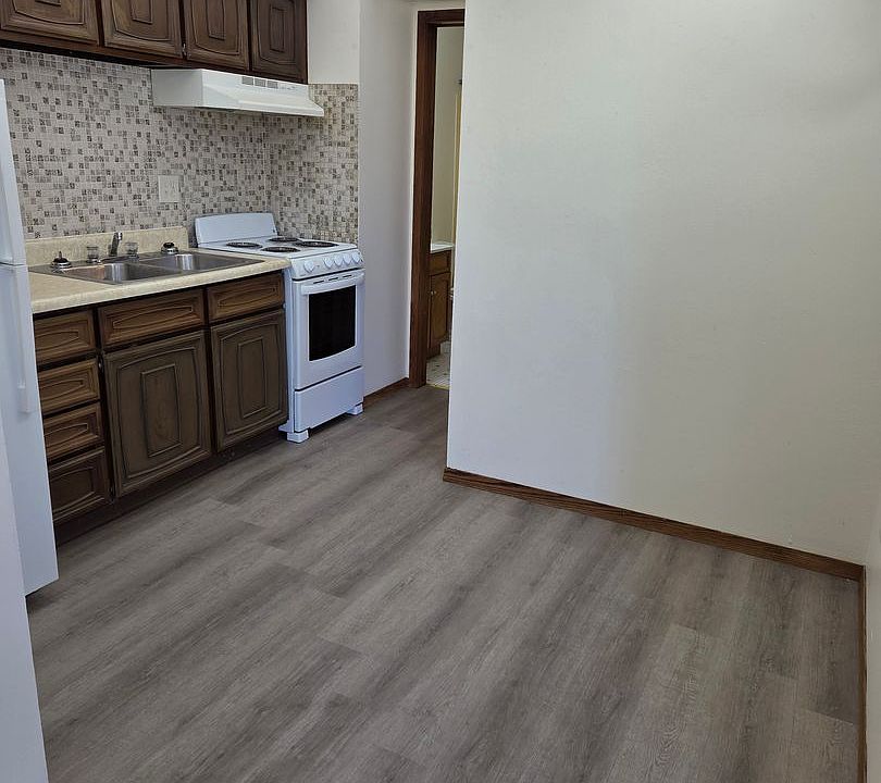 1st image of 1145 Brosig St #D