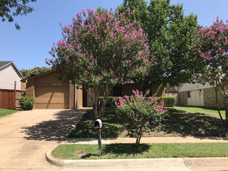 1st image of 807 Lawndale Dr