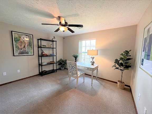 3rd image of 1001 Hastings Park Dr #2