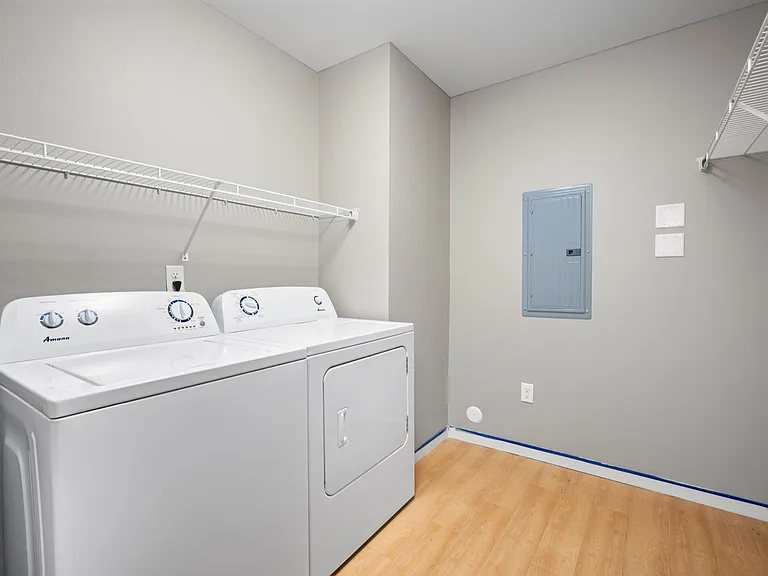 10. Agassiz B - Laundry 10. Agassiz B - Laundry