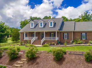 956 Laurelwood Way, Landrum, SC 29356