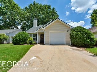 132 Grove Park Ln, Woodstock, GA 30189
