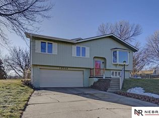 13529 Z St, Omaha, NE 68137