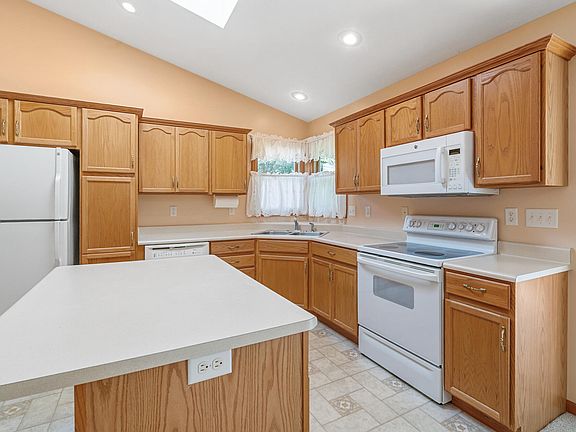 4th image of 9545 Bonita Ct