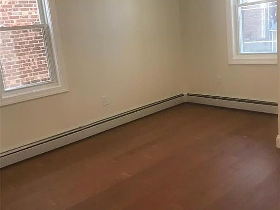 3rd image of 3640 Irwin Ave #1