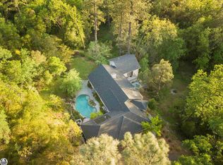 15585 Buena Vista Avenida, Sonora, CA 95370