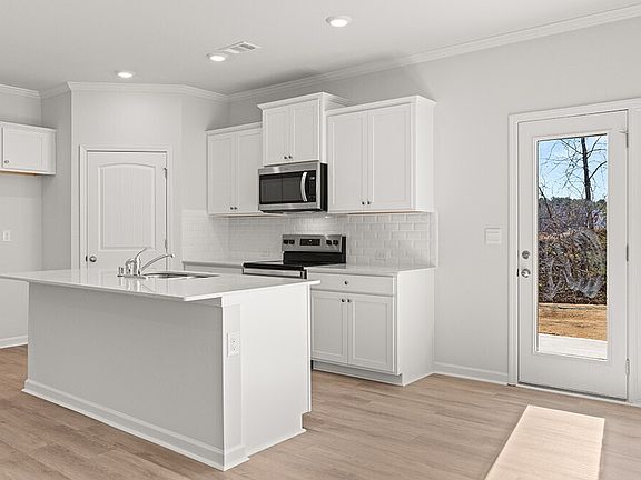 7th image of this home