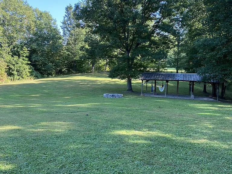 Davis Cemetery Rd — Photo 11