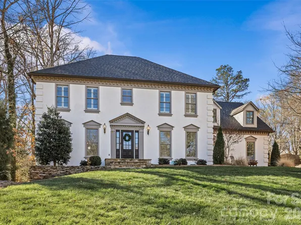 6936 Cameron Glen Dr, Charlotte, NC 28210