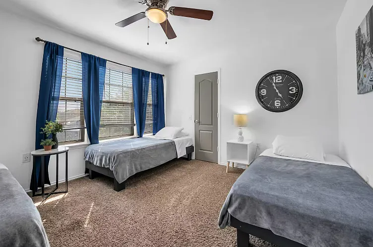 5808 Ann Jene Ct — Photo 24