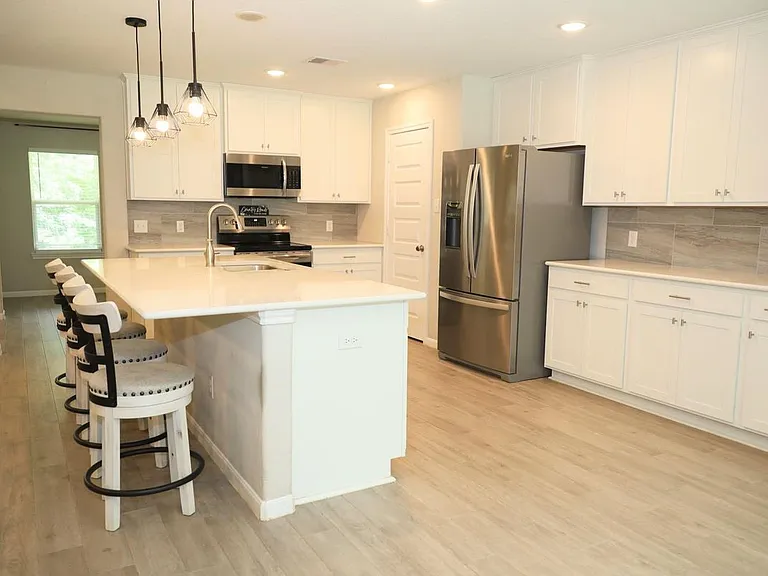 131 Feldspar Ln — Photo 4