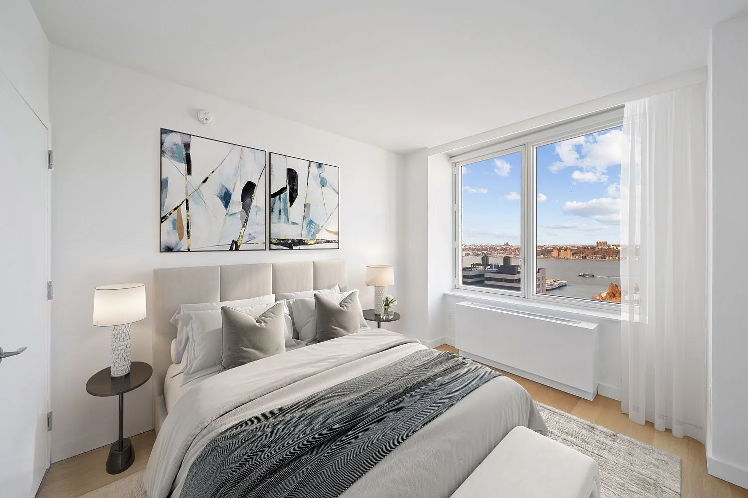 550 West 45th Street — Photo 3