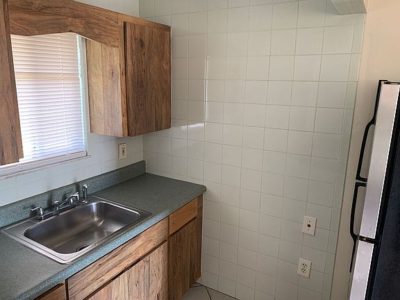 3rd image of 105 Palmetto Ave Unit A-12