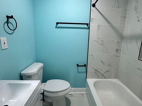 3rd image of 1611 Gwynns Falls Pkwy APT 2W