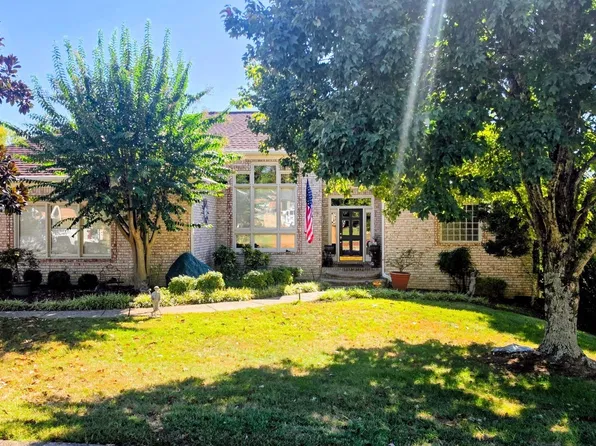 8208 Spring Ridge Dr, Nashville, TN 37221
