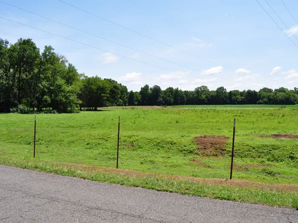 2997 Paint Rock Rd, New Johnsonville, TN 37134