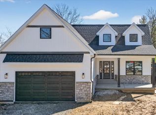 15308 Batesville Ct, Chesterfield, MO