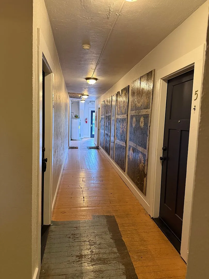 157 NE Main St, Willamina — Photo 3