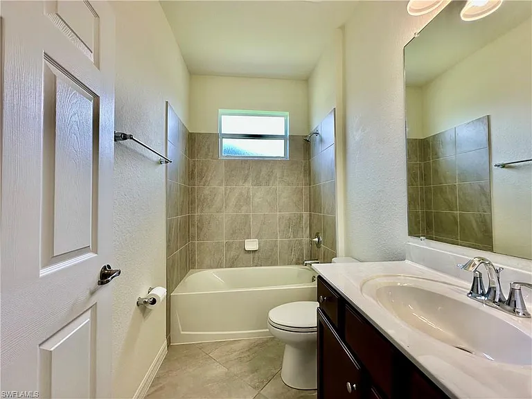 1823 Alameda Dr — Photo 17