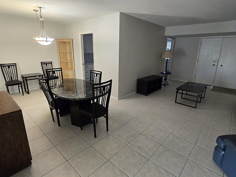 10715 W Tropicana Cir — Photo 9