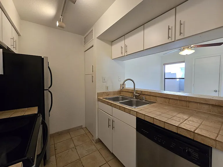 941 Calle Mejia #1004 — Photo 9