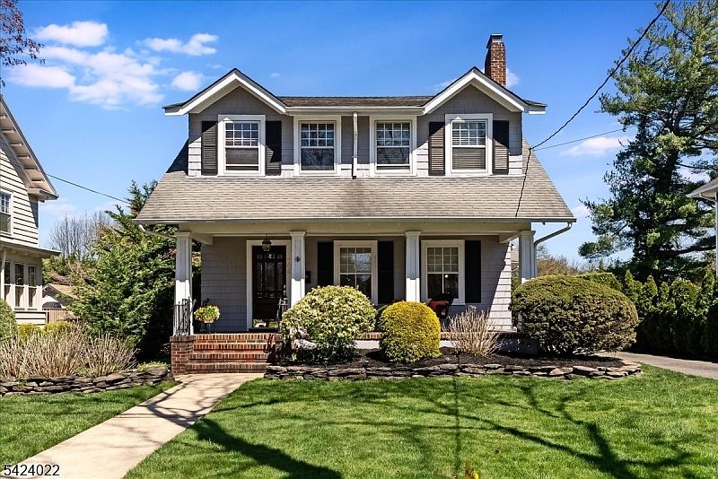 1st image of 706 Mountain Ave