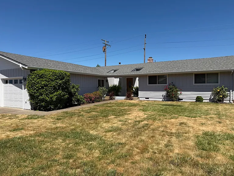 1422 Lawnridge Ave — Photo 3
