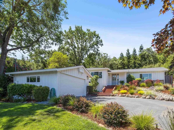 3347 Beechwood Dr, Lafayette, CA 94549