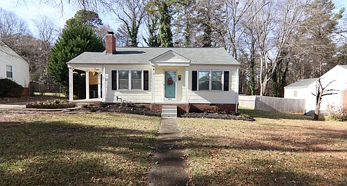 1058 Eastwood Dr Photo 1