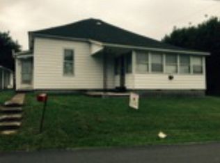 408 Flower St, Dawson Springs, KY 42408