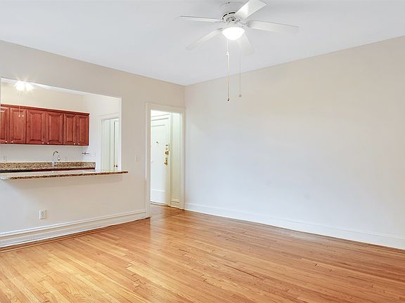 2nd image of 340 Fairmount Ave APT 506