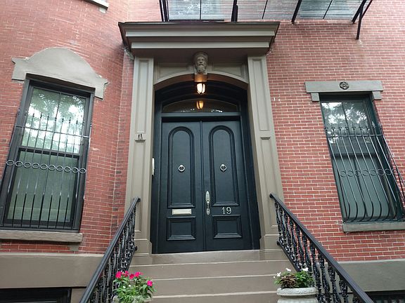 2nd image of 19 Worcester St #3