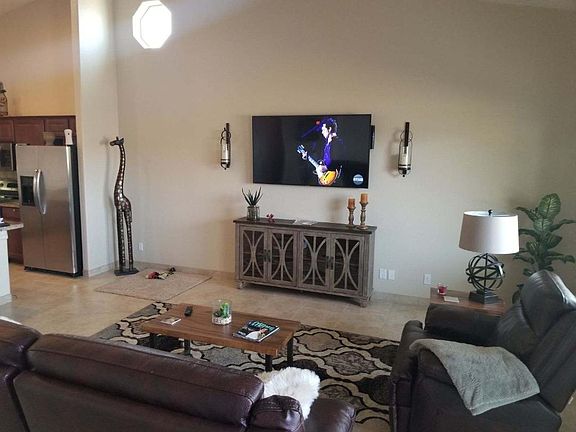 5th image of 739 Malibu Dr