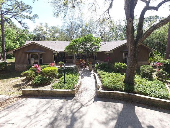 2nd image of 3955 Parkway Dr