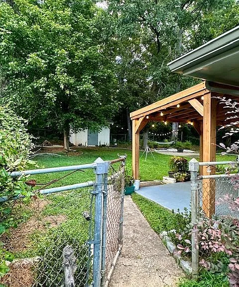 1761 Detroit Ave NW — Photo 25