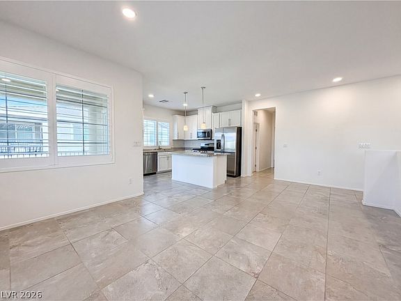 3rd image of 8457 Insignia Ave Unit 106
