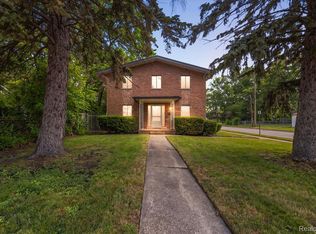 1631 E Elza Ave, Hazel Park, MI 48030