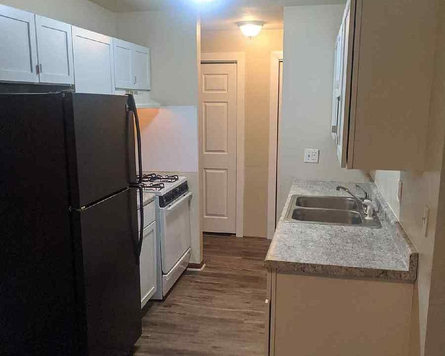 1st image of 8312 Zane Ave N #107