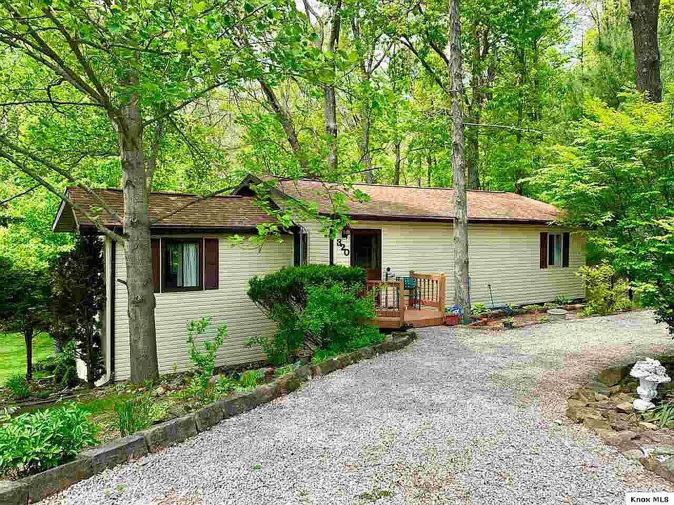 1st image of 320 Greenacre Dr