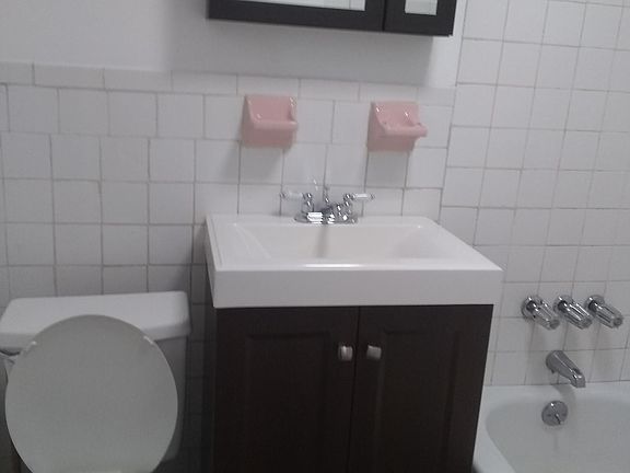 4th image of 752 E 227th St APT 1