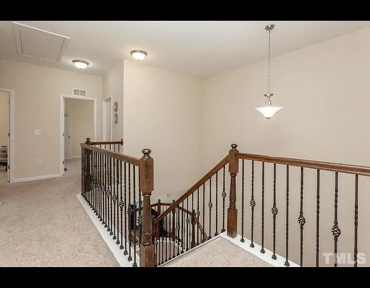 533 Durants Neck Ln — Photo 3