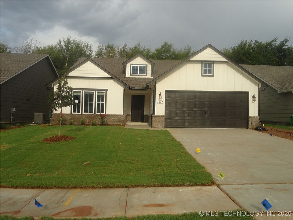 1st image of 3812 N 33rd St