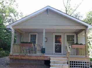 1360 4th St E, Saint Paul, MN 55106