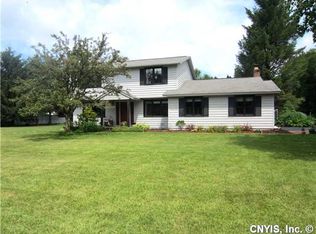 7286 Dabney Ln, Fayetteville, NY 13066